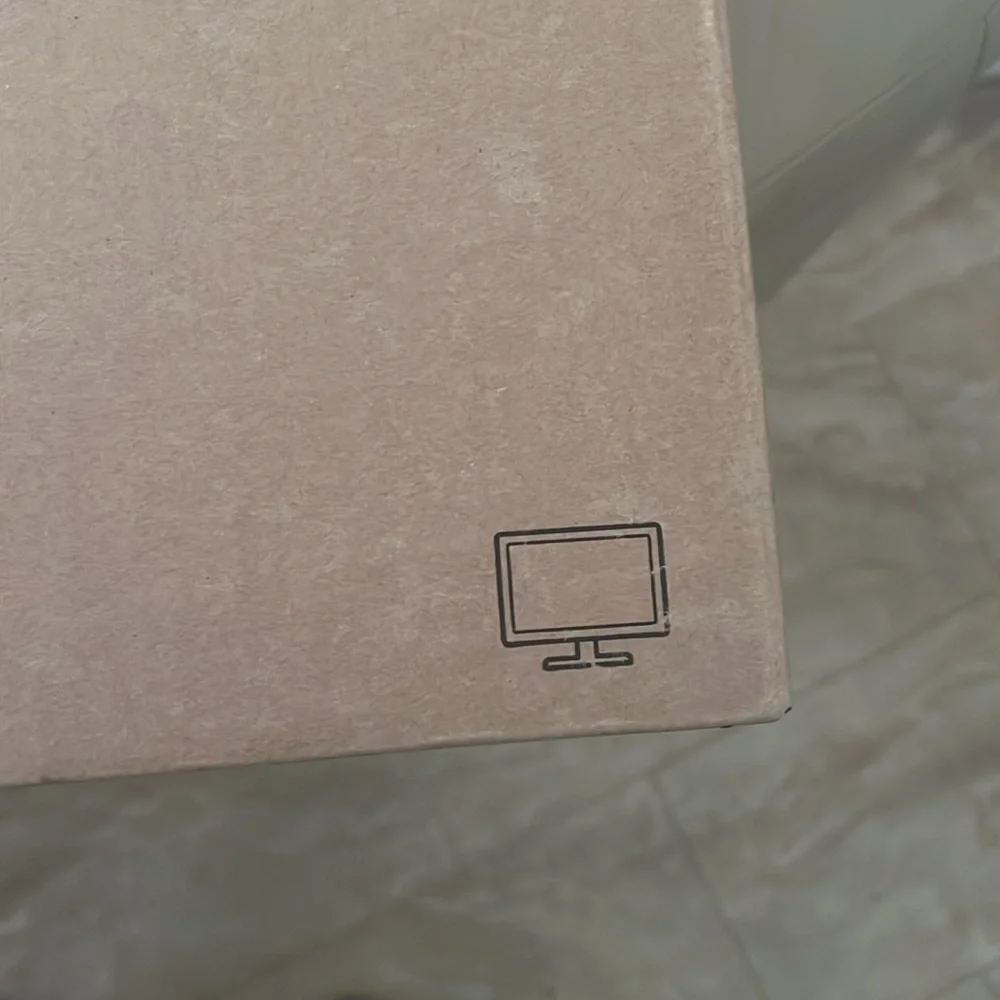 NWT DELL E2020H MONITOR